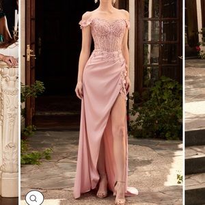 Only wore once to prom, perfect condition